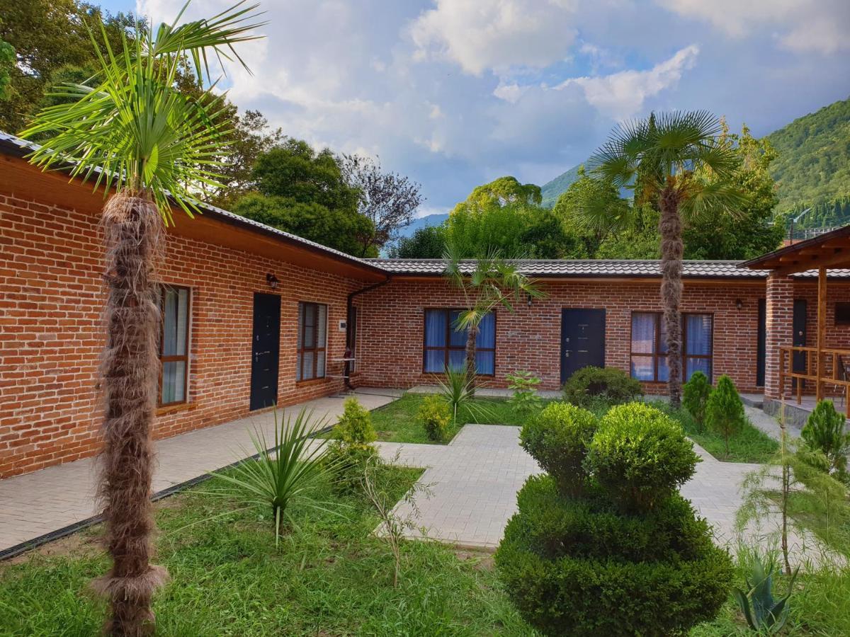 Arda Hotel Gagra Exterior photo