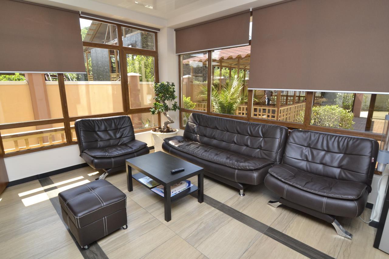Arda Hotel Gagra Exterior photo
