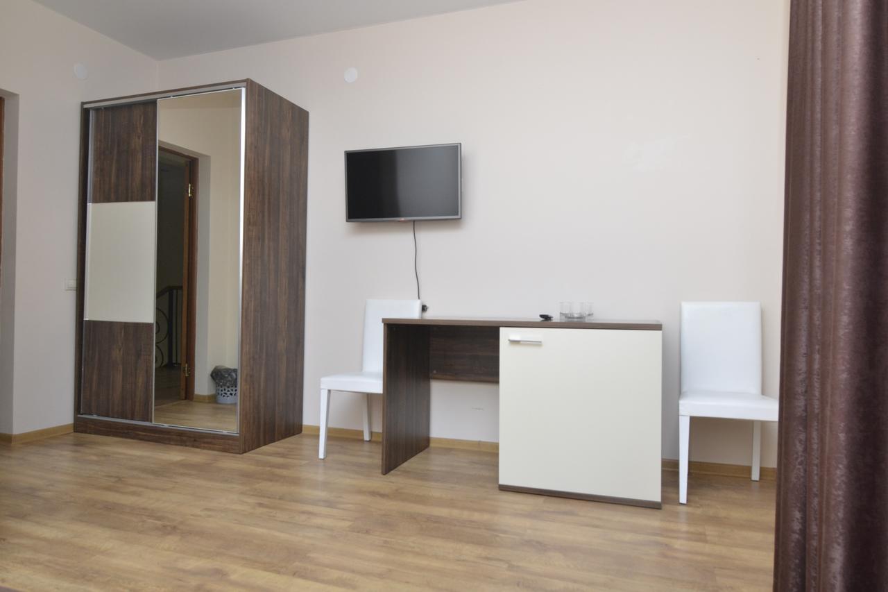 Arda Hotel Gagra Exterior photo
