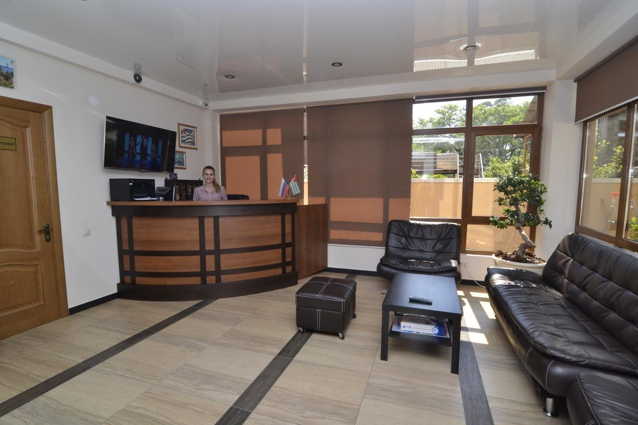 Arda Hotel Gagra Exterior photo