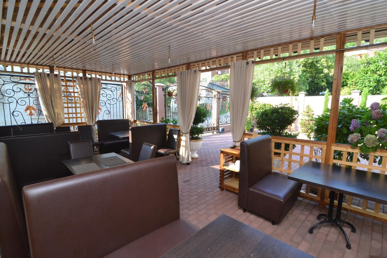 Arda Hotel Gagra Exterior photo