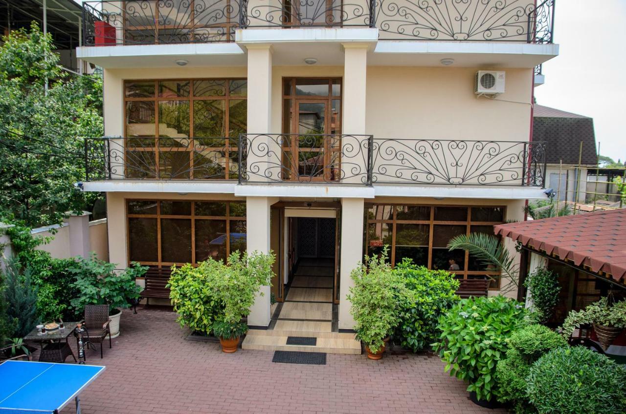 Arda Hotel Gagra Exterior photo