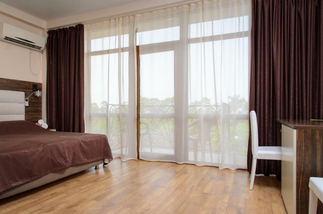 Arda Hotel Gagra Exterior photo